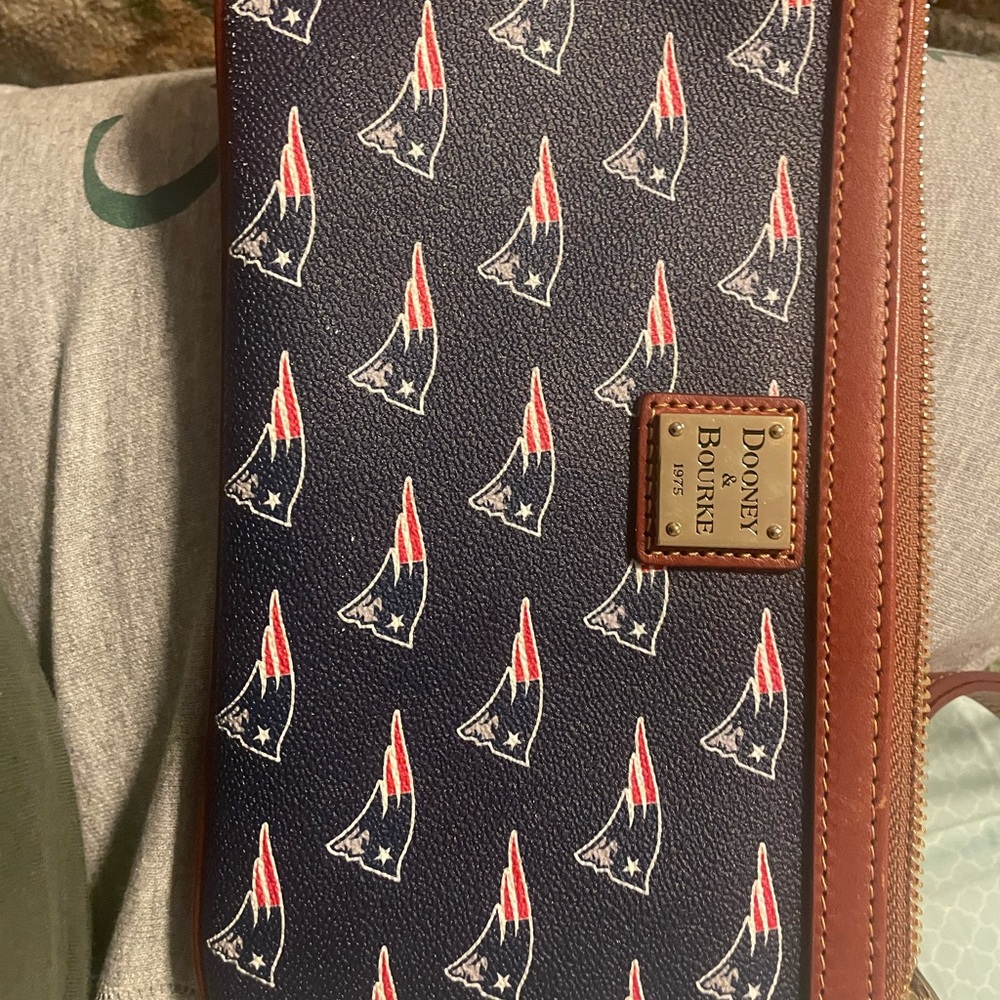 Dooney and bourke patriots wrislet